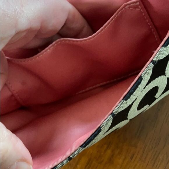 Coach wristlet  - Picture 5 of 6